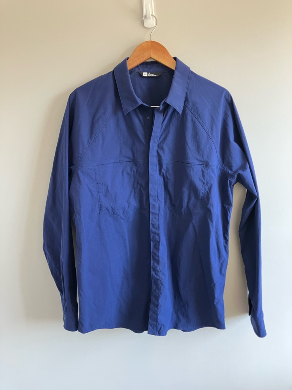 MEC Chilcotins Long Sleeve Utility Shirt  size large blue snap button nylon
